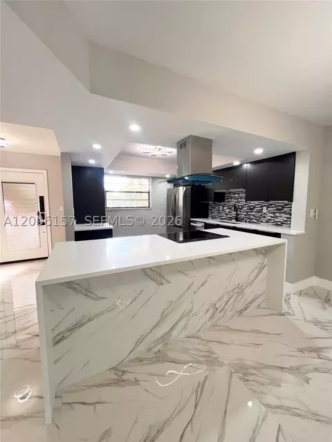 4940 E Sabal Palm Blvd #312, Tamarac, FL 33319