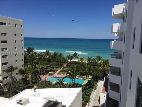 4301 Collins Ave #901, Miami Beach, FL 33140