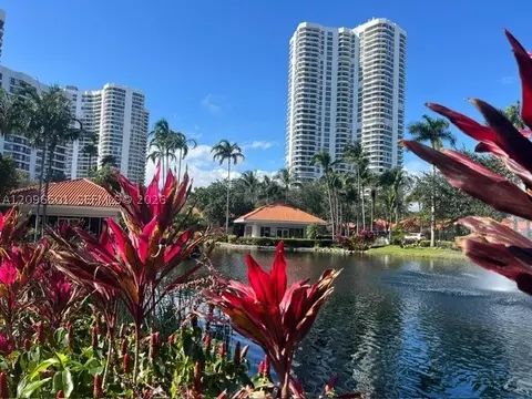 3530 Mystic Pointe Dr #1803, Aventura, FL 33180
