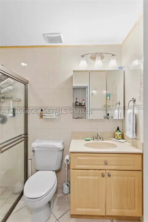 Bath - 326 E 44th St, Hialeah, FL 33013 photo 1 of 4