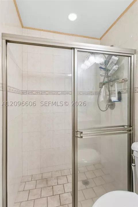 Bath - 326 E 44th St, Hialeah, FL 33013 photo 2 of 4