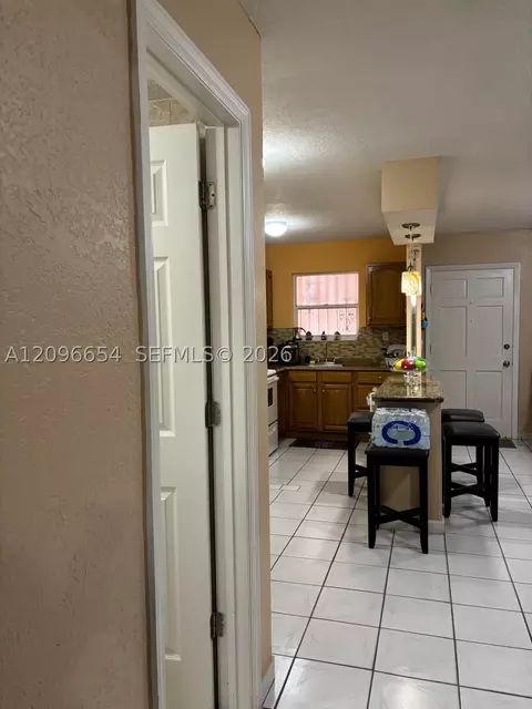 Entry Way - Undisclosed, Hialeah, FL 33012 photo 1 of 1