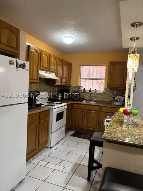 Kitchen - Undisclosed, Hialeah, FL 33012 photo 2 of 4