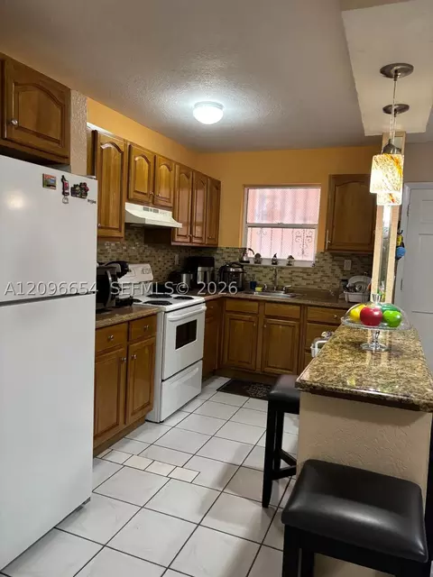 Kitchen - Undisclosed, Hialeah, FL 33012 photo 3 of 4