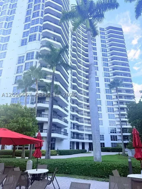 3400 NE 192nd St #410, Aventura, FL 33180