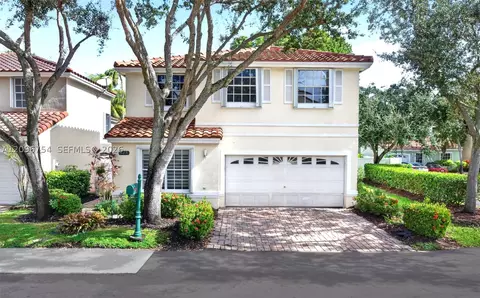 967 Azure Ln, Weston, FL 33326