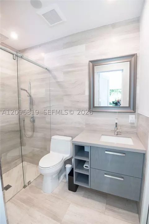Bath - 7985 SW 99th St, Miami, FL 33156 photo 7 of 8