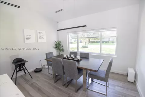 Dining - 7985 SW 99th St, Miami, FL 33156 photo 1 of 1