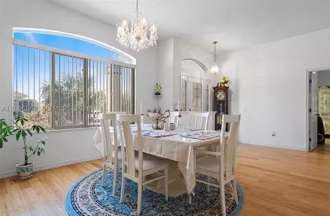 Dining - 11603 SE 172nd Loop, Summerfield, FL 34491 photo 1 of 3