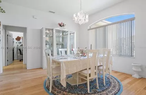 Dining - 11603 SE 172nd Loop, Summerfield, FL 34491 photo 2 of 3