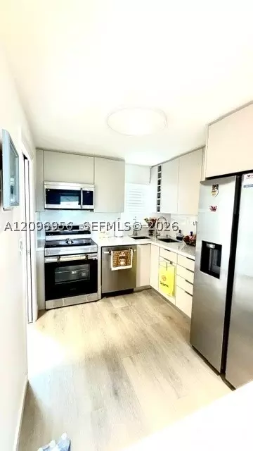8900 Washington Blvd #304A, Pembroke Pines, FL 33025