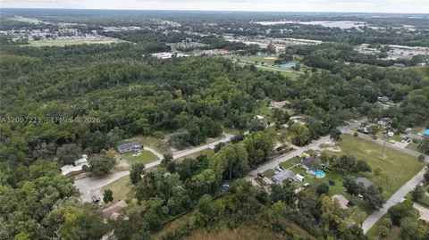 930 NE 1st Ter, Crystal River, FL 34429 photo 8
