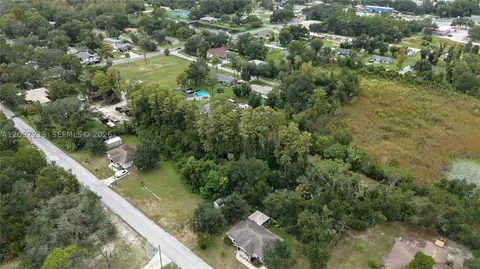 930 NE 1st Ter, Crystal River, FL 34429 photo 16