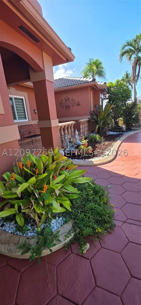 Exterior - 17665 NW 87th Ct, Hialeah, FL 33018 photo 1 of 9