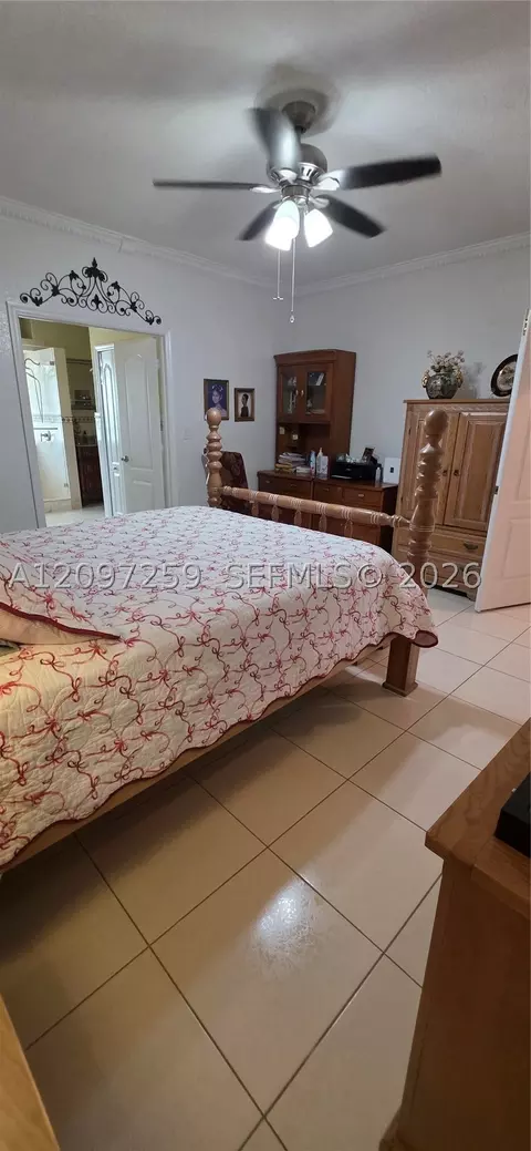 Bedroom - 17665 NW 87th Ct, Hialeah, FL 33018 photo 3 of 3