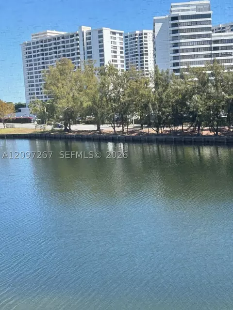 400 Diplomat Pkwy #308, Hallandale Beach, FL 33009