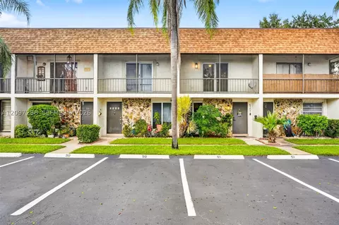 5207 SW 40th Ave #52, Fort Lauderdale, FL 33314