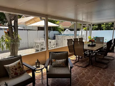 Exterior - 5836 NW 199th St, Hialeah, FL 33015 photo 5 of 12