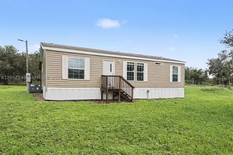 2856 Pioneer 9th St, Clewiston, FL 33440