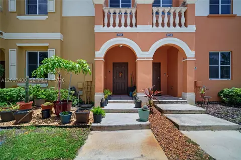 8915 SW 19th St, Miramar, FL 33025