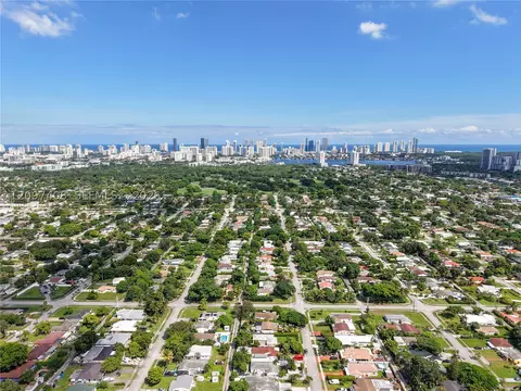 View/Area - 1663 NE 176th St, North Miami Beach, FL 33162 photo 1 of 1