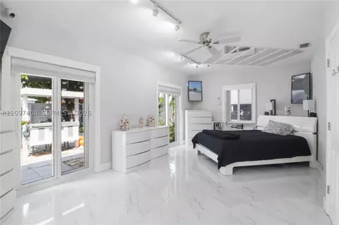 Bedroom - 1663 NE 176th St, North Miami Beach, FL 33162 photo 1 of 4