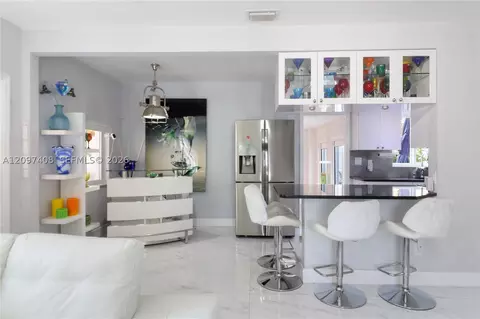 Kitchen - 1663 NE 176th St, North Miami Beach, FL 33162 photo 1 of 3