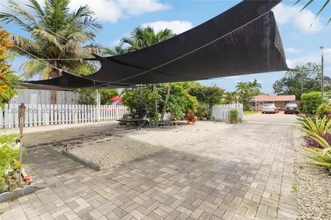 Exterior - 1663 NE 176th St, North Miami Beach, FL 33162 photo 14 of 21