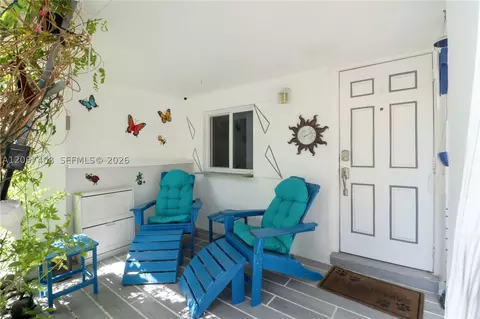 Exterior - 1663 NE 176th St, North Miami Beach, FL 33162 photo 2 of 21