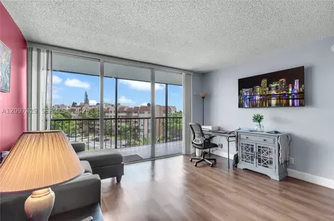 3821 Environ Blvd #502, Lauderhill, FL 33319