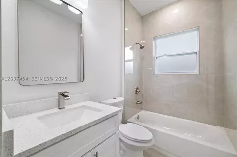 Bath - 3900 SW 133rd Loop, Ocala, FL 34473 photo 1 of 4