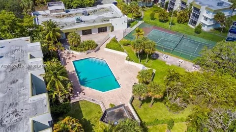 4235 N University Dr #115, Sunrise, FL 33351