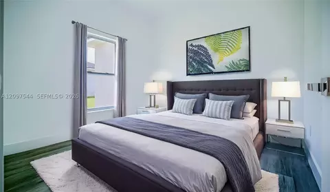 Bedroom - 5245 Pebble Beach Dr, Sebring, FL 33872 photo 2 of 3