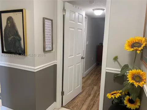Entry Way - 5463 SE Miles Grant Rd #210, Stuart, FL 34997 photo 2 of 3