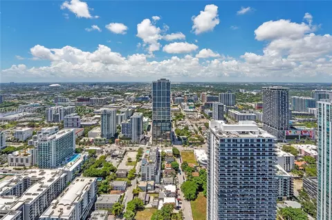 700 NE 24th St #1206, Miami, FL 33137