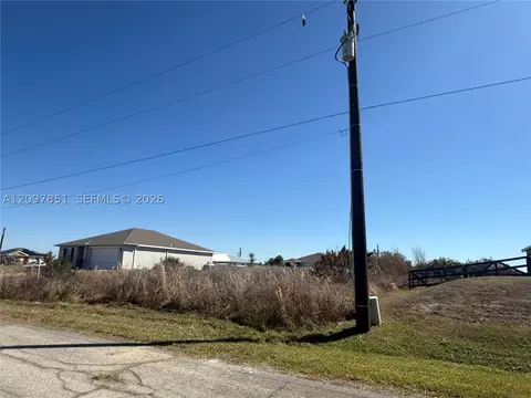 134 Harley Ter, La Belle, FL 33935