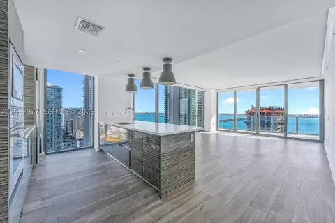 460 NE 28th St #3301, Miami, FL 33137