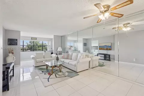2793 NW 104th Ave #401, Sunrise, FL 33322