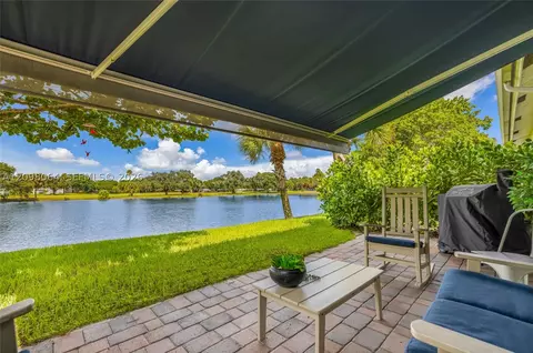 4107 Carriage Dr #K1, Pompano Beach, FL 33069