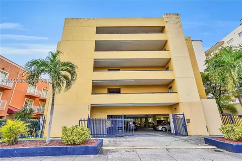 2727 NW 17th Ter #506, Miami, FL 33125