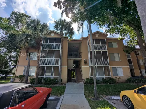 4055 W Mcnab Rd #H203, Pompano Beach, FL 33069