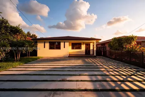 2216 SW 62nd Ave, Miami, FL 33155