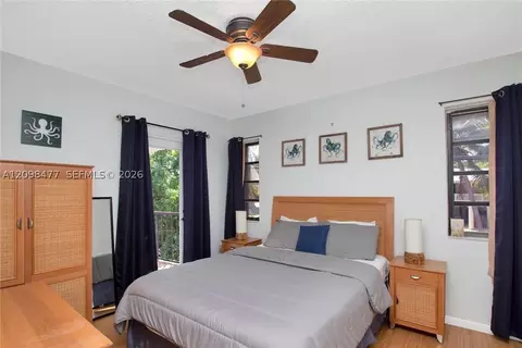 Bedroom - 53 E Beach Rd, Tavernier, FL 33070 photo 2 of 6