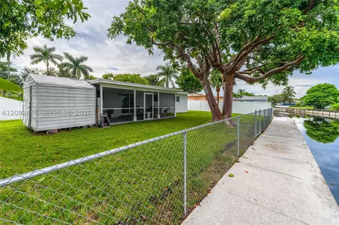 Exterior - 1101 E River Dr, Margate, FL 33063 photo 8 of 12