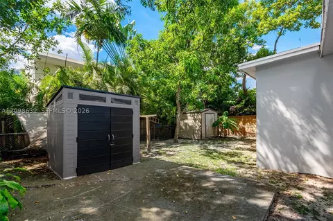 Exterior - 3530 Oak Ave, Miami, FL 33133 photo 4 of 4