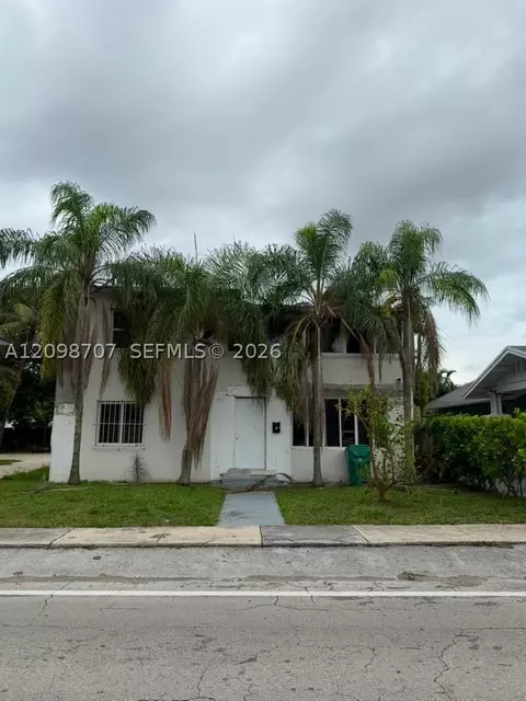 524 NE 71st St, Miami, FL 33138