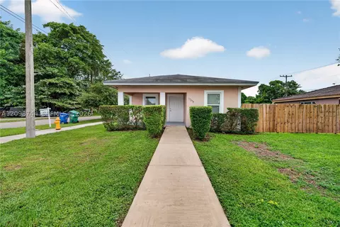 17290 SW 103rd Ave, Miami, FL 33157
