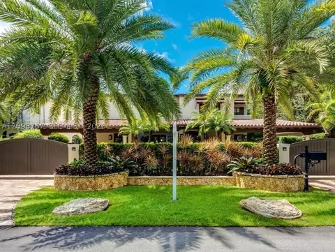 3820 Loquat Ave, Coconut Grove, FL 33133