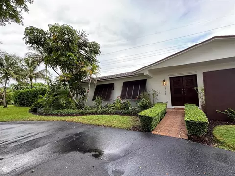 9791 SW 132nd Ter, Miami, FL 33176