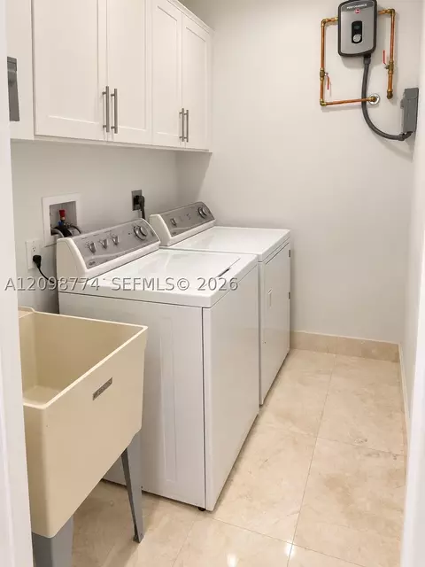 Other - 19265 E Saint Andrews Dr, Hialeah, FL 33015 photo 4 of 11